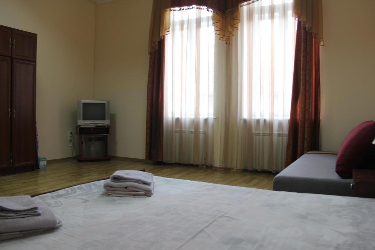 Apartments Domovik ,Kirilla i Mefodiya, 5 Mukaçeve Dış mekan fotoğraf