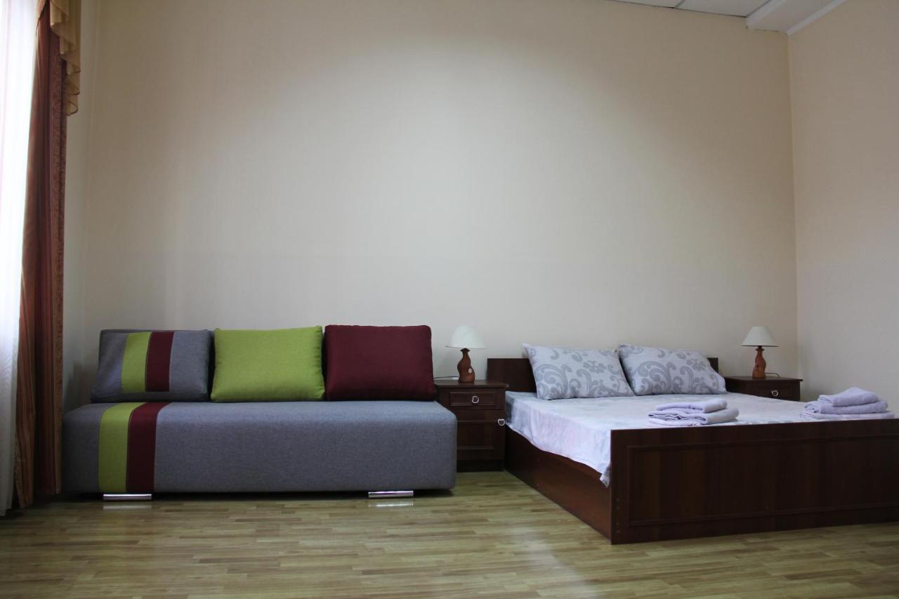Apartments Domovik ,Kirilla i Mefodiya, 5 Mukaçeve Dış mekan fotoğraf