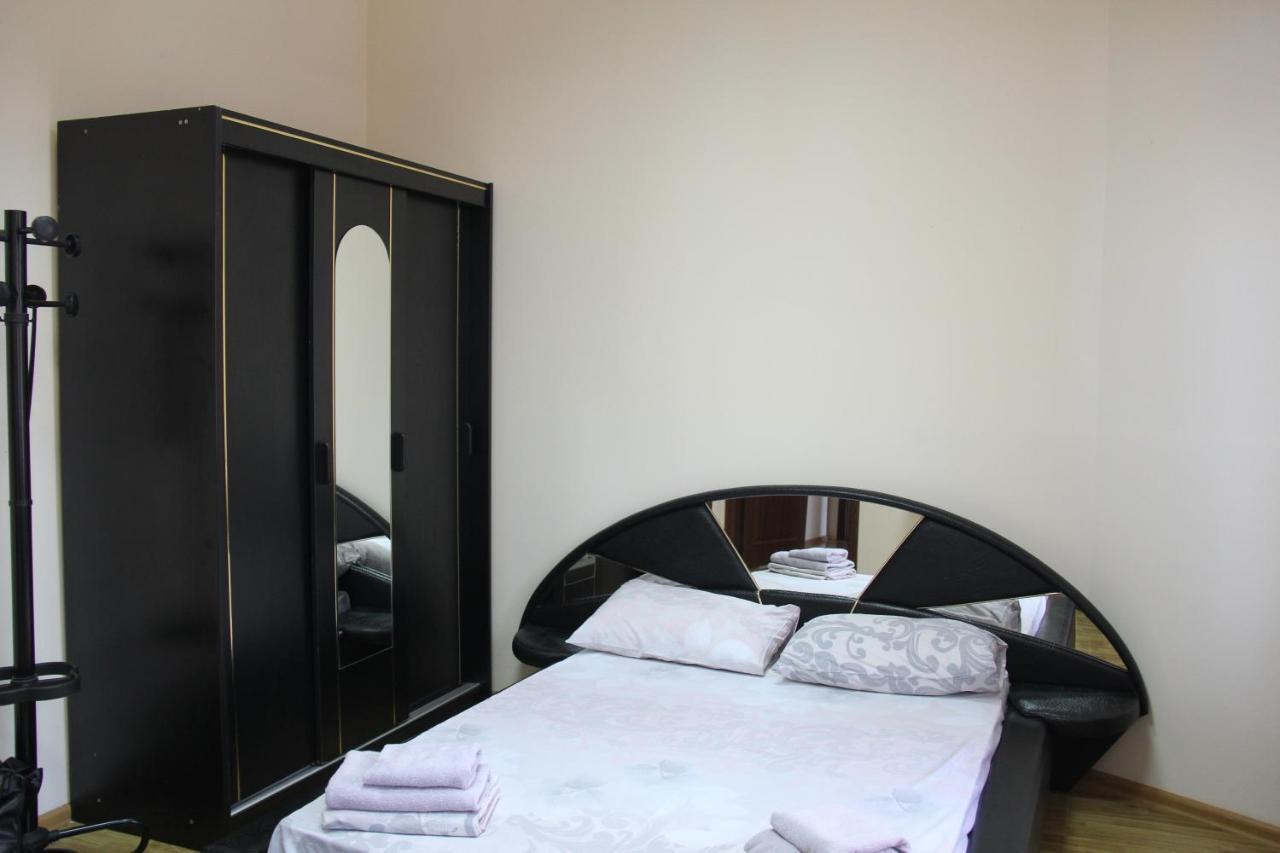 Apartments Domovik ,Kirilla i Mefodiya, 5 Mukaçeve Dış mekan fotoğraf