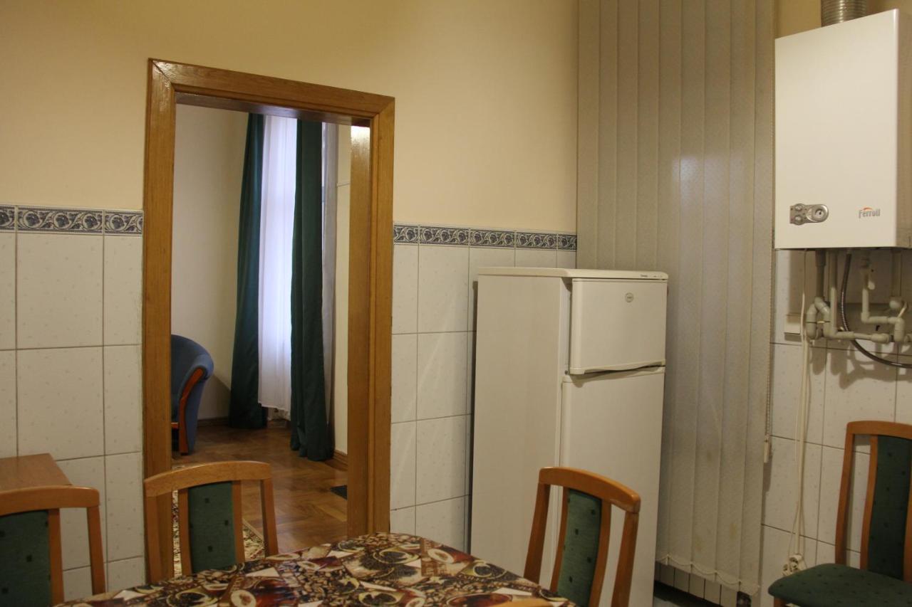 Apartments Domovik ,Kirilla i Mefodiya, 5 Mukaçeve Dış mekan fotoğraf
